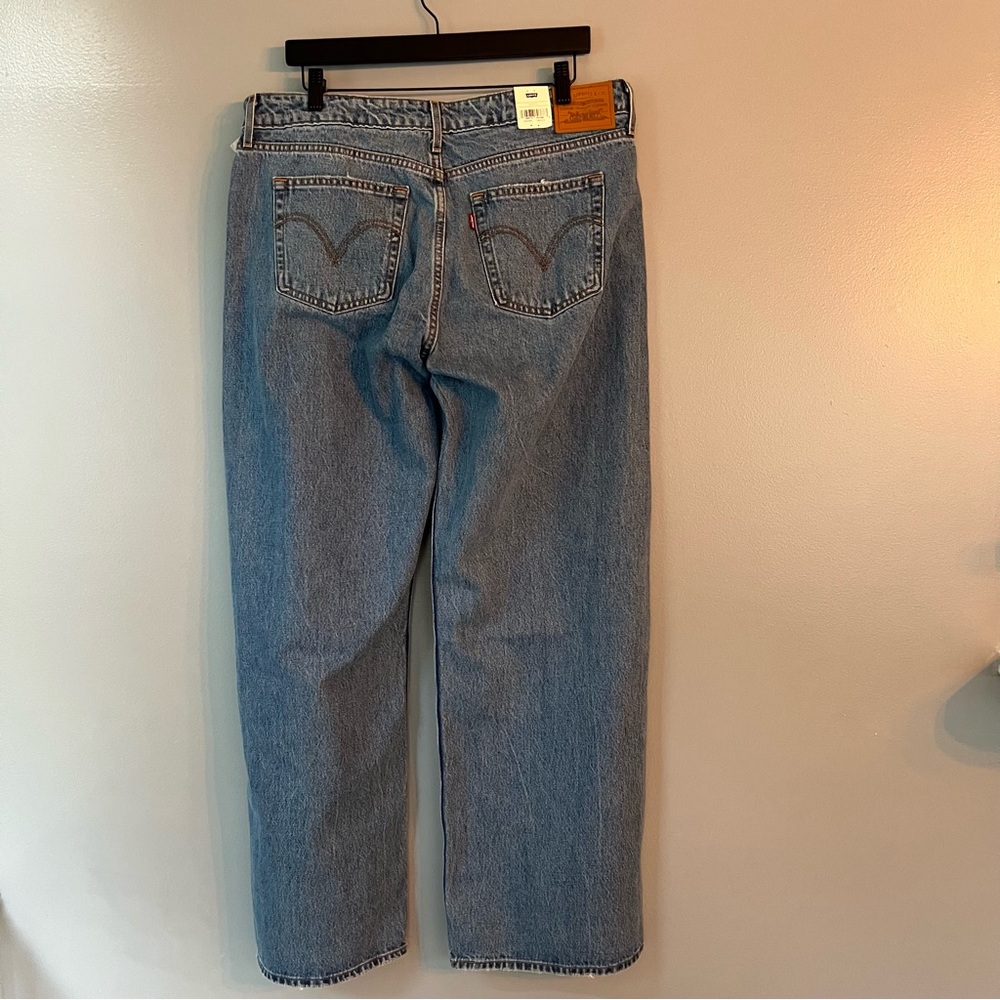 Levi’s Low Loose Jeans - Picture 3 of 9